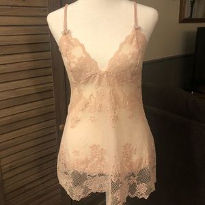 VICTORIA’S SECRET pale pink chamise